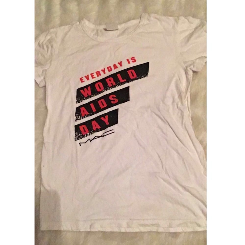 Mac employee shirt